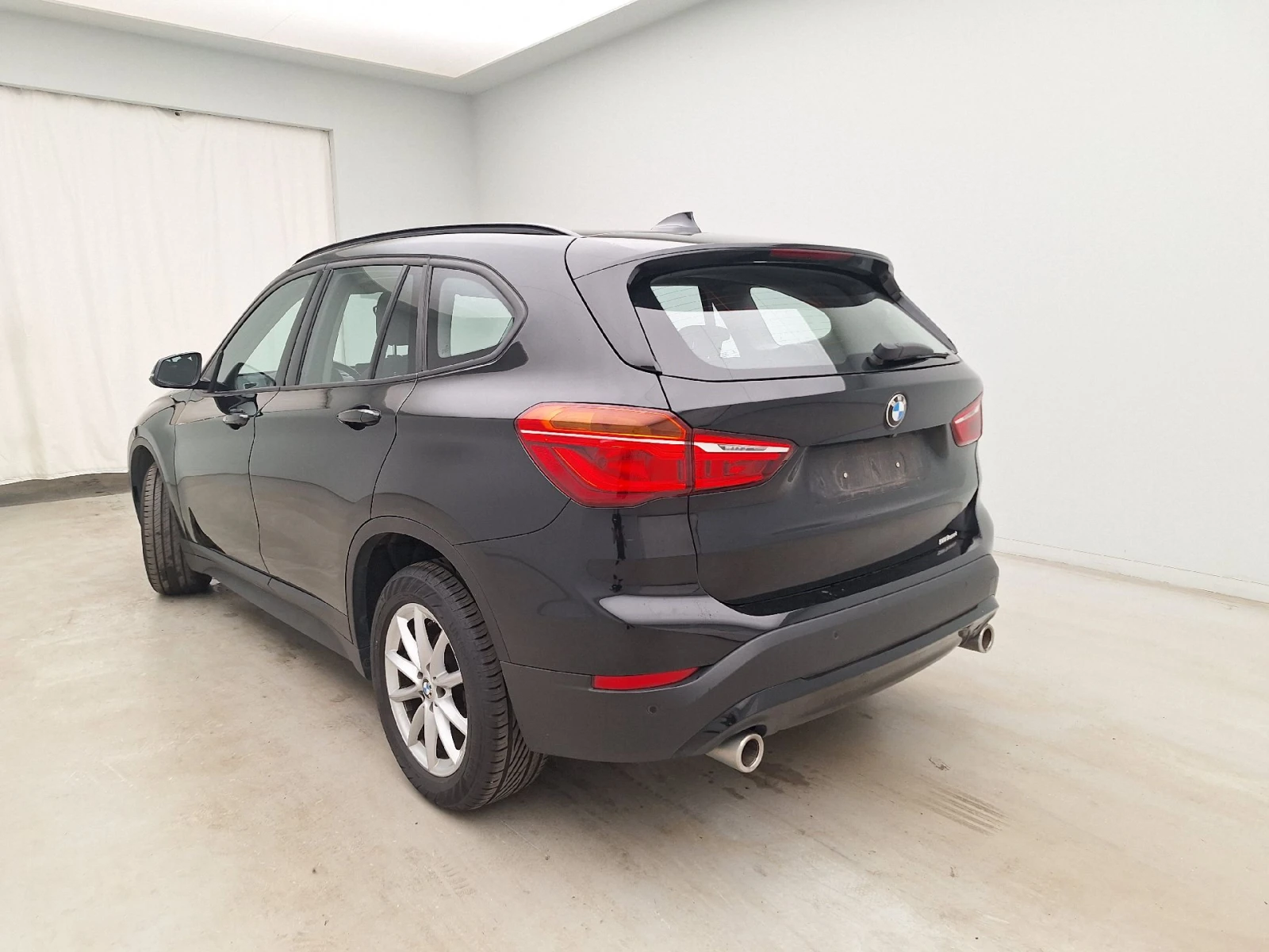 BMW X1 18d Lounge, снимка 5 - Автомобили и джипове - 55392402