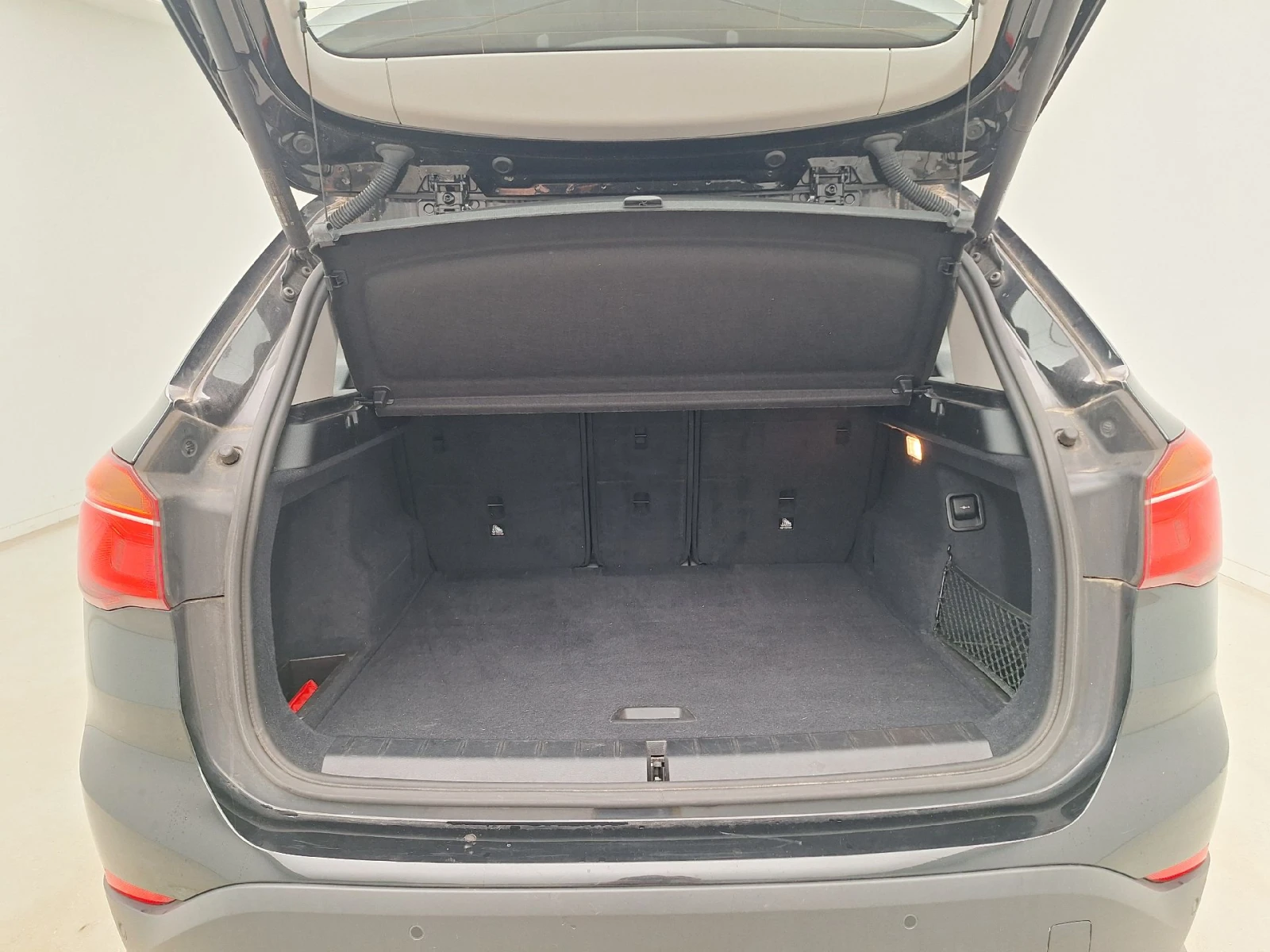 BMW X1 18d Lounge, снимка 9 - Автомобили и джипове - 55392402