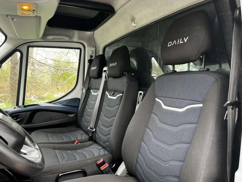 Iveco Daily * АВТОМАТ* ЛИЗИНГ/15ПАЛЕТА= /Б К, снимка 8 - Бусове и автобуси - 49808099