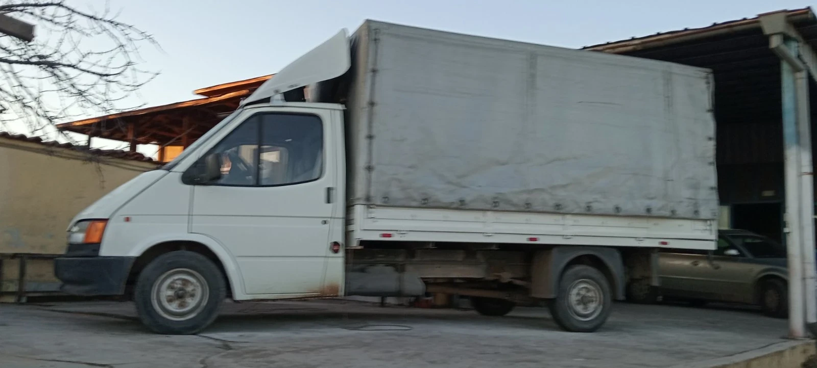 Ford Transit Tranzit - изображение 2