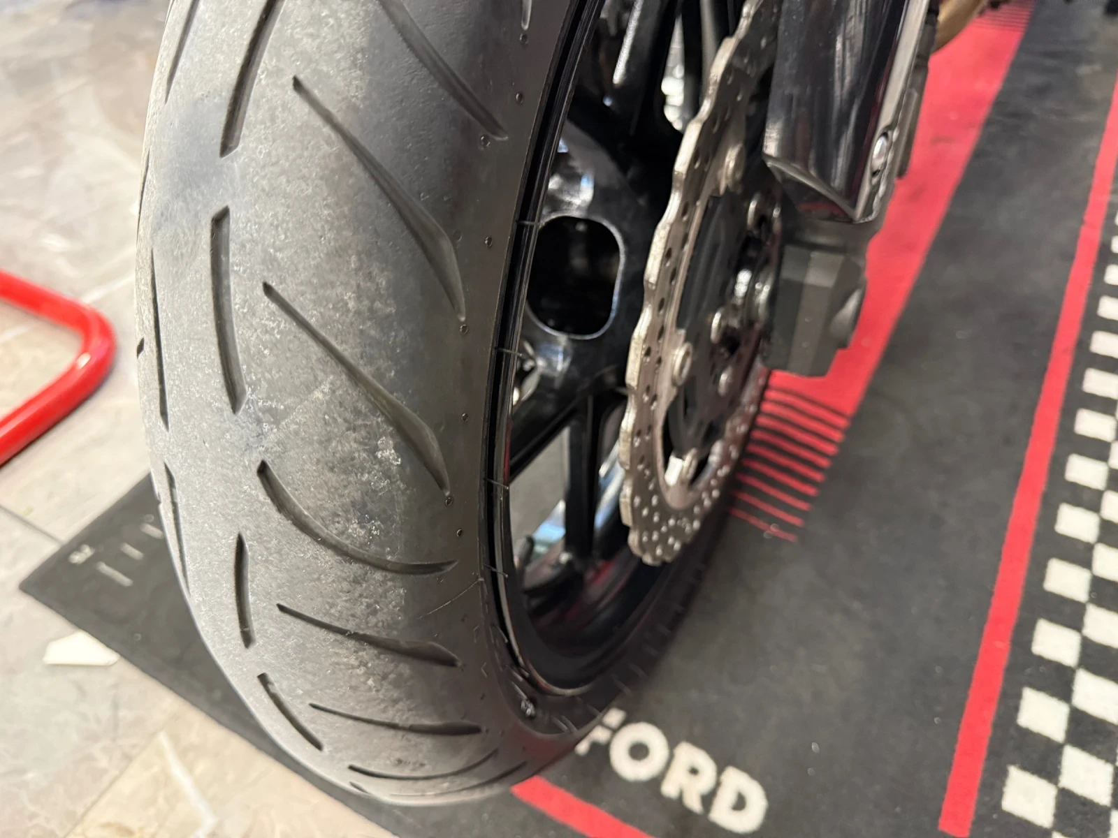 Kawasaki Z Z800 | Mobile.bg   12