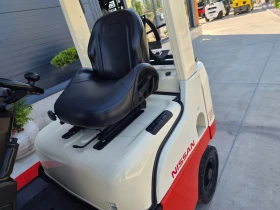 Мотокар Nissan 3 тона / ИЗРАВНИТЕЛ / АВТОМАТ / ГАЗ, снимка 10
