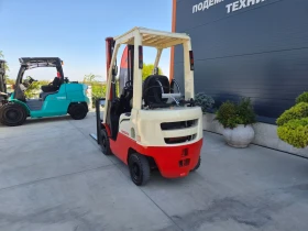 Мотокар Nissan 3 тона / ИЗРАВНИТЕЛ / АВТОМАТ / ГАЗ, снимка 3