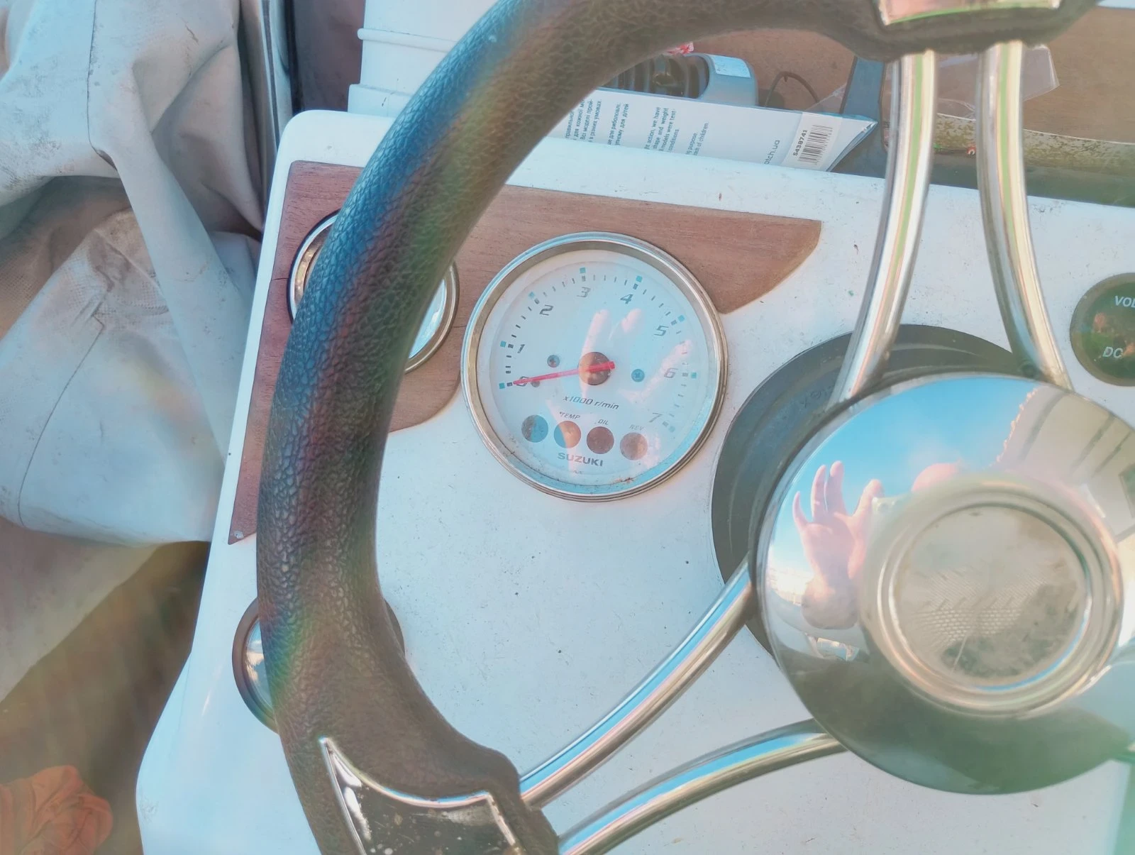   Suzuki DF60 A | Mobile.bg   8