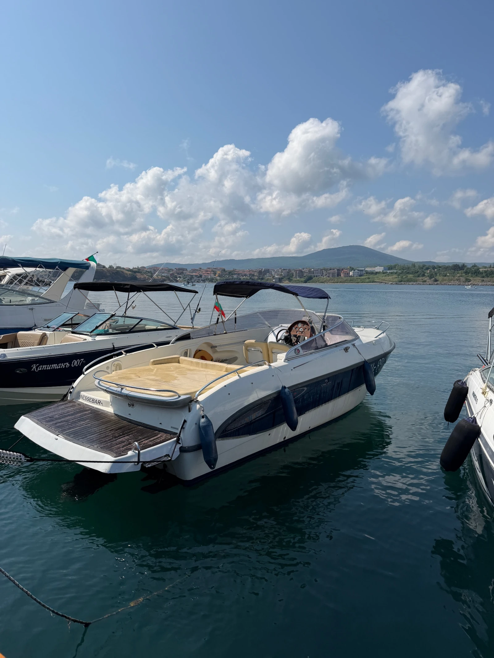 Моторна яхта Cranchi CSL 27, снимка 2 - Воден транспорт - 55589707
