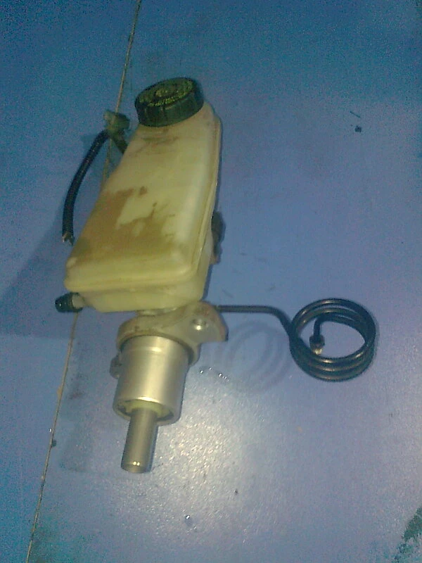 спирачна помпа за Мицубиши Колт (1)