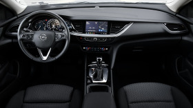 Opel Insignia Grand Sport 2.0d Business Edition Automatic, снимка 9 - Автомобили и джипове - 42826537