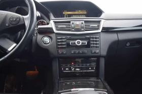 Mercedes-Benz E 500 4M* AMG* 5.5* Въздух* Обдух* Масаж* Keyless* Пано* - 9700 € / 18971.55 лв. - 32721171 10