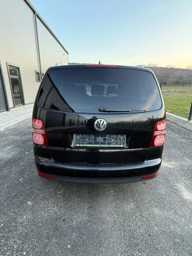 VW Touran 2.0, снимка 13 - Автомобили и джипове - 53649841