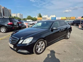 ������ Mercedes-Benz E 300