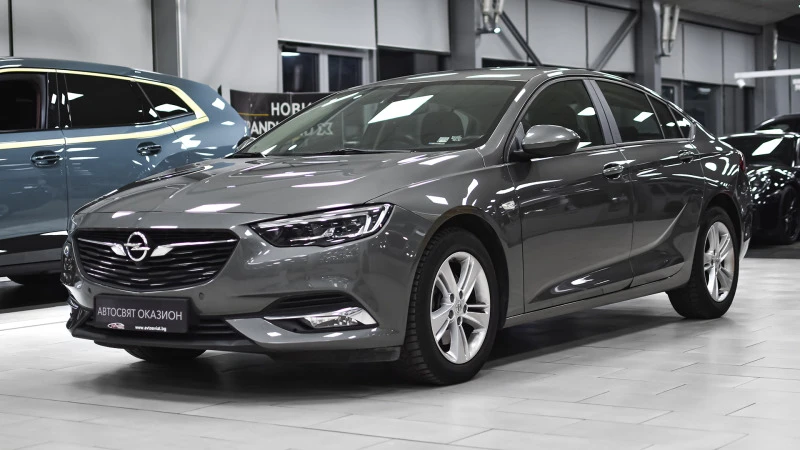 Opel Insignia Grand Sport 2.0d Business Edition Automatic, снимка 4 - Автомобили и джипове - 42826537