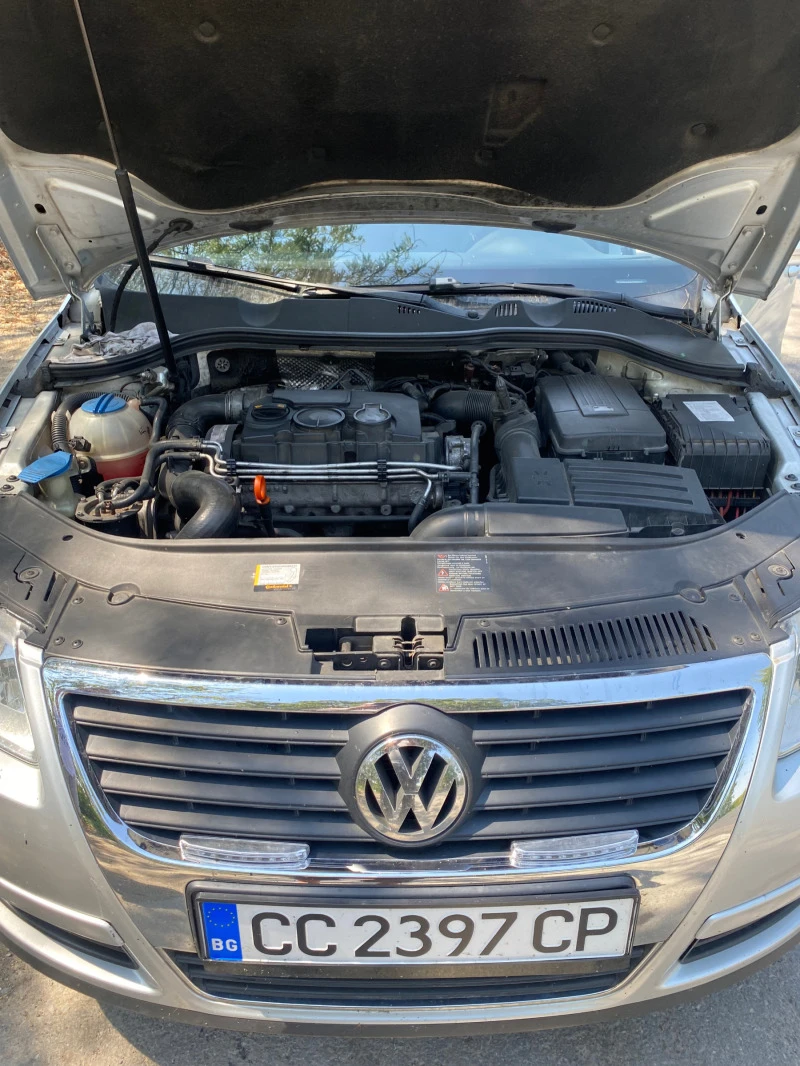 VW Passat, снимка 2 - Автомобили и джипове - 47088585