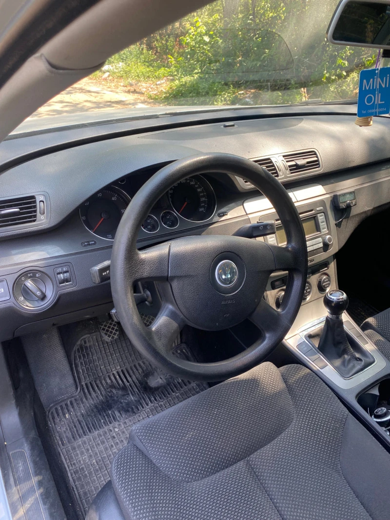 VW Passat, снимка 9 - Автомобили и джипове - 47088585