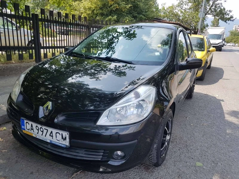 Renault Clio 1.5 DCi, снимка 1 - Автомобили и джипове - 47194407