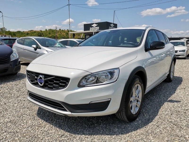 Volvo V60 Cross Country 2.0 D3 A KINETIC, снимка 1 - Автомобили и джипове - 46705511