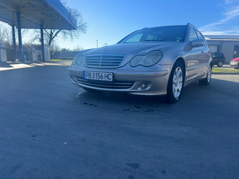 Mercedes-Benz C 220 C220 cdi, снимка 3 - Автомобили и джипове - 48391657