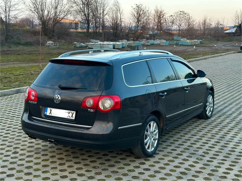 VW Passat 2.0TDi Highline, снимка 4 - Автомобили и джипове - 49212825