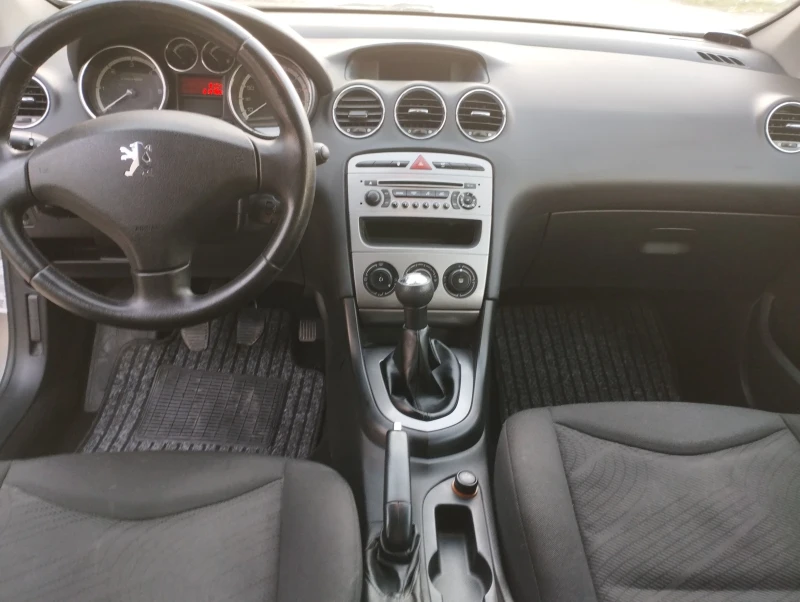 Peugeot 308 SW 1.6 HDI , снимка 12 - Автомобили и джипове - 49415877