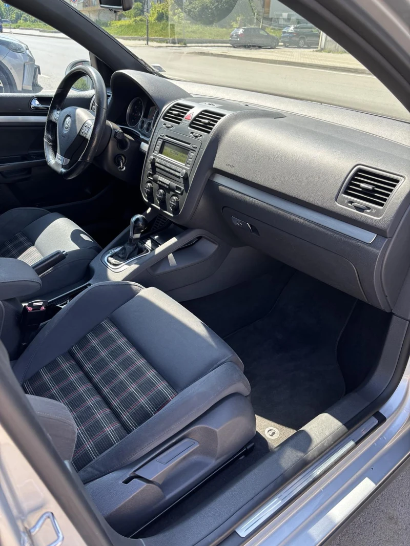 VW Golf WV Golf 2.0 GTI/DSG, снимка 6 - Автомобили и джипове - 52007185