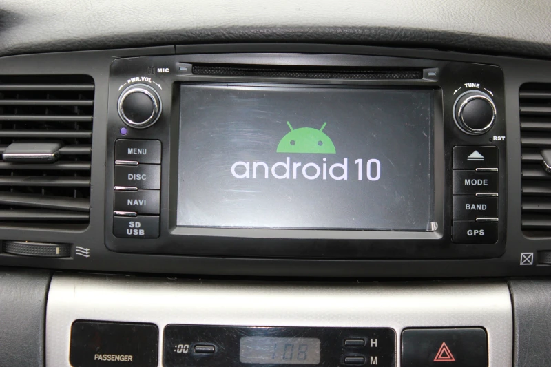 Toyota Corolla D-4D Автоматик, снимка 5 - Автомобили и джипове - 51937340