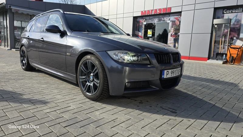 BMW 330 На задно