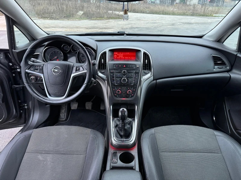 Opel Astra 1.6i 116k.c. * Cosmo * Bluetooth * AUX * Климатрон, снимка 14 - Автомобили и джипове - 52861534