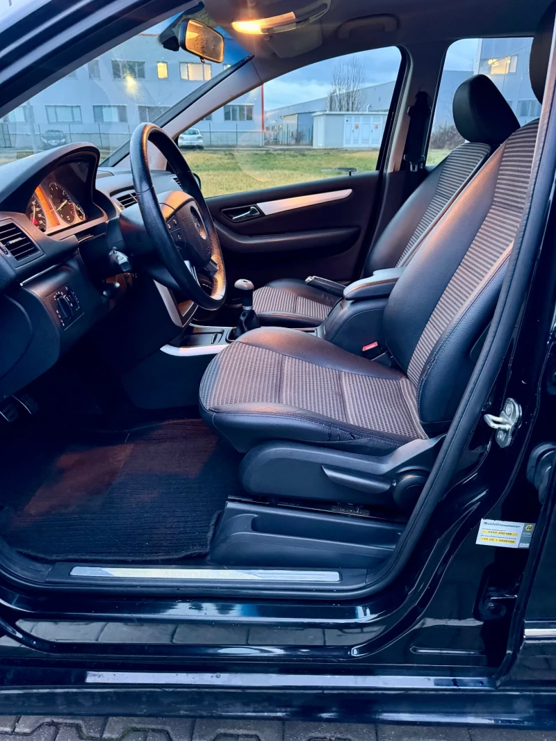 Mercedes-Benz A 170 1.7бензин 166500 реални км, снимка 12 - Автомобили и джипове - 53028013