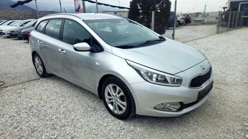 Kia Ceed Kia Ceed.1.4бензин.2014г.ТОПсъстояние, снимка 3 - Автомобили и джипове - 53103726