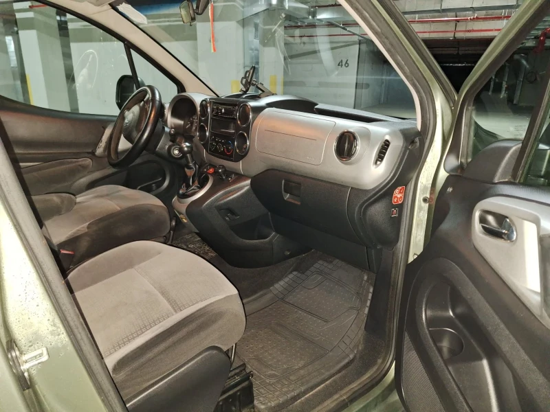 Citroen Berlingo 1.6 HDI Multispace, снимка 12 - Автомобили и джипове - 53336097