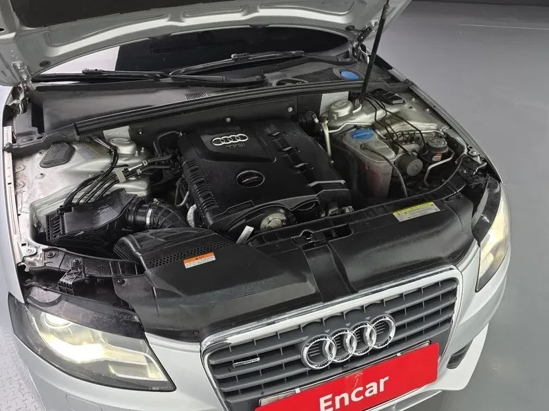 Audi A4 2.0 TFSI Quattro, снимка 6 - Автомобили и джипове - 54548616
