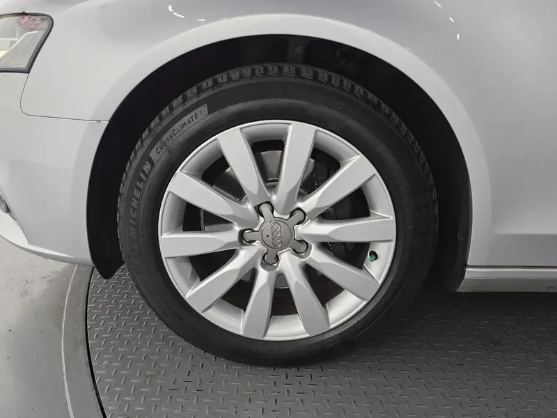 Audi A4 2.0 TFSI Quattro, снимка 5 - Автомобили и джипове - 54548616