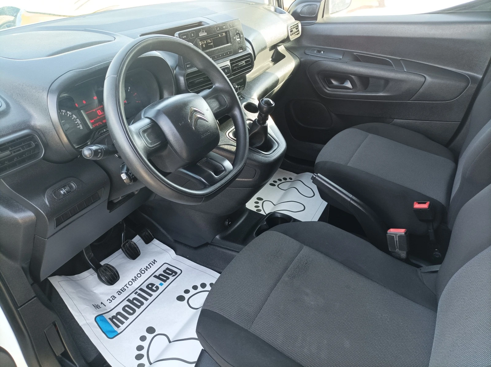 Citroen Berlingo 1.6HDI-75K.C-EURO6 - изображение 9