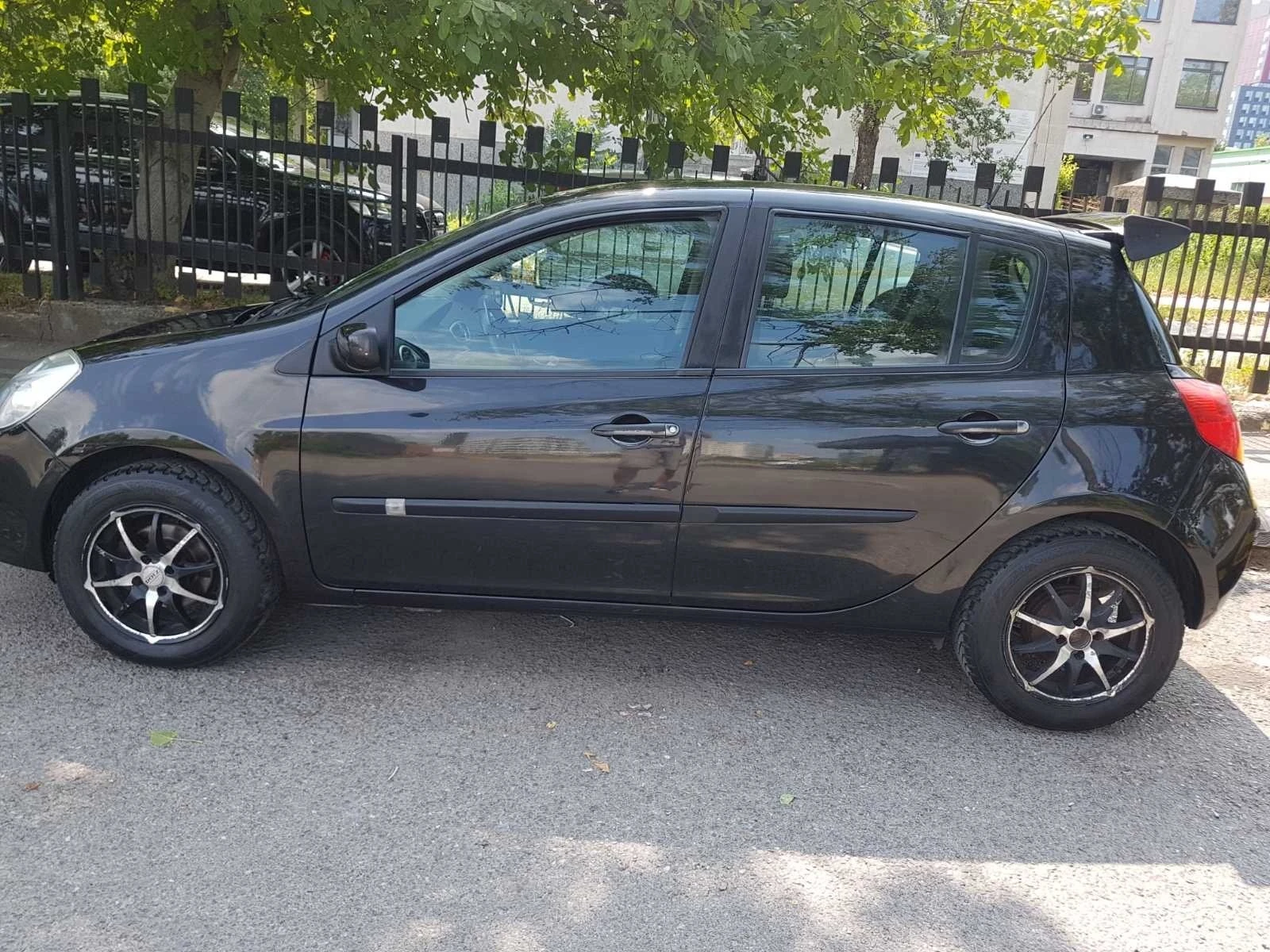 Renault Clio 1.5 DCi - изображение 5