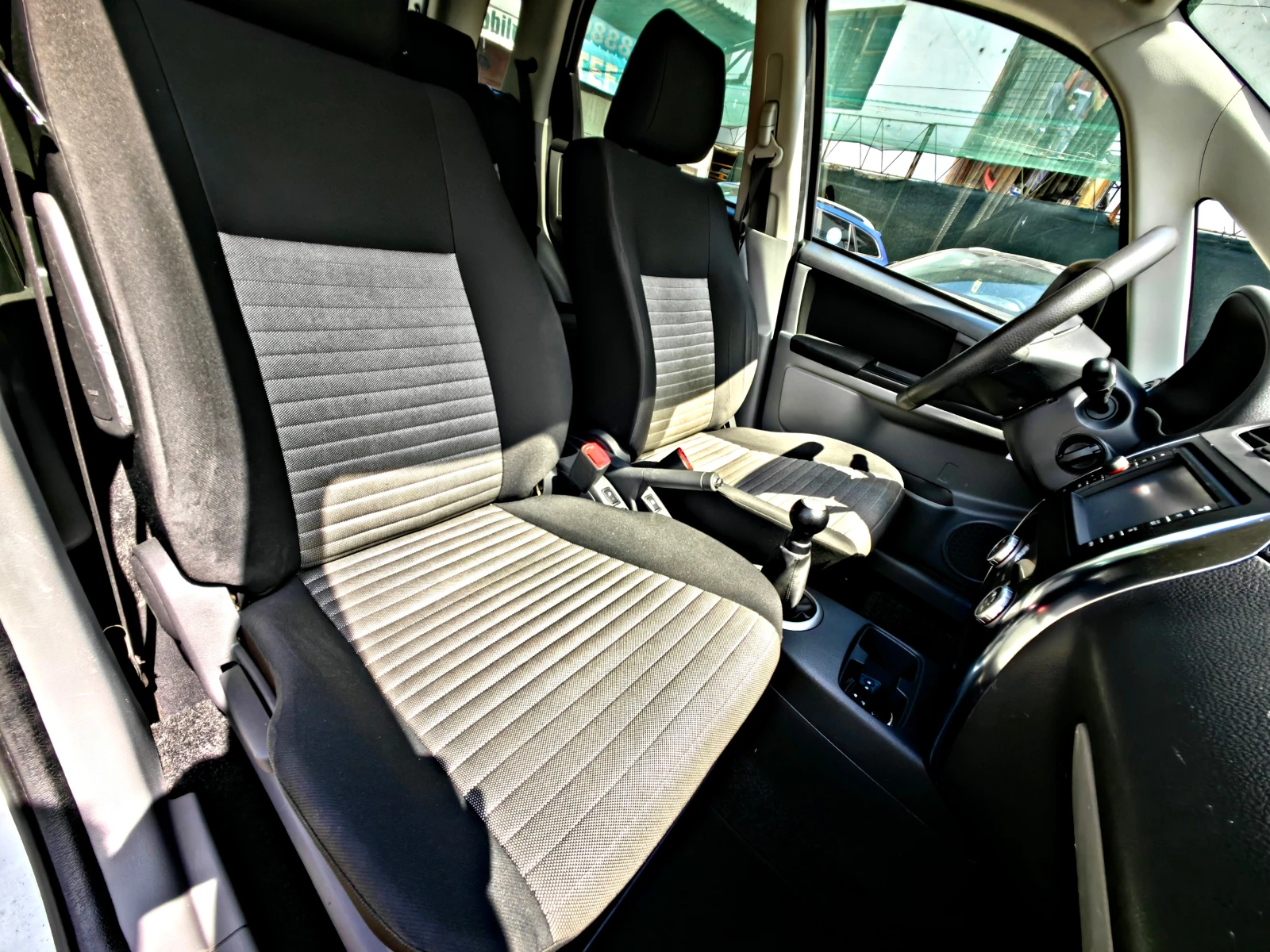 Suzuki SX4 1.6!!ШВЕЙЦАРИЯ!!4Х4!КЛИМАТРОНИК!НАВИ!! - изображение 9