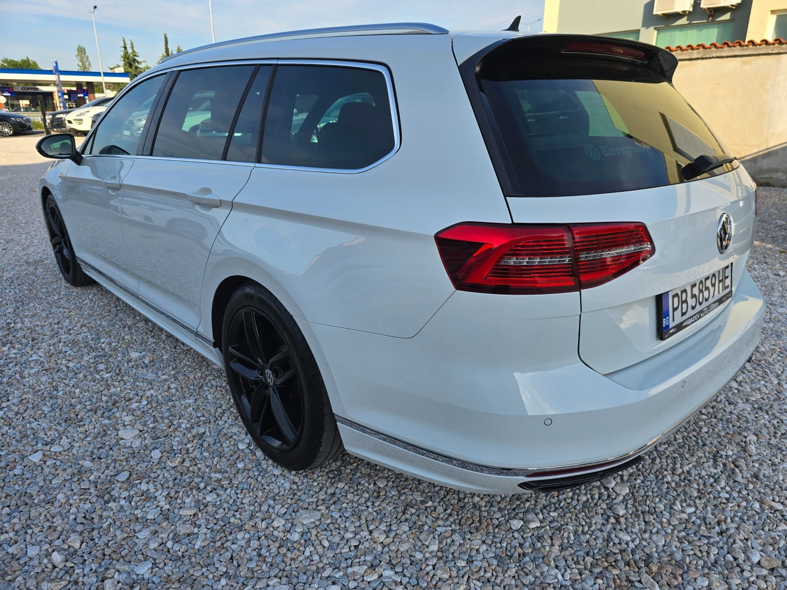 VW Passat 2.0TDI R_LINE 2X - изображение 2