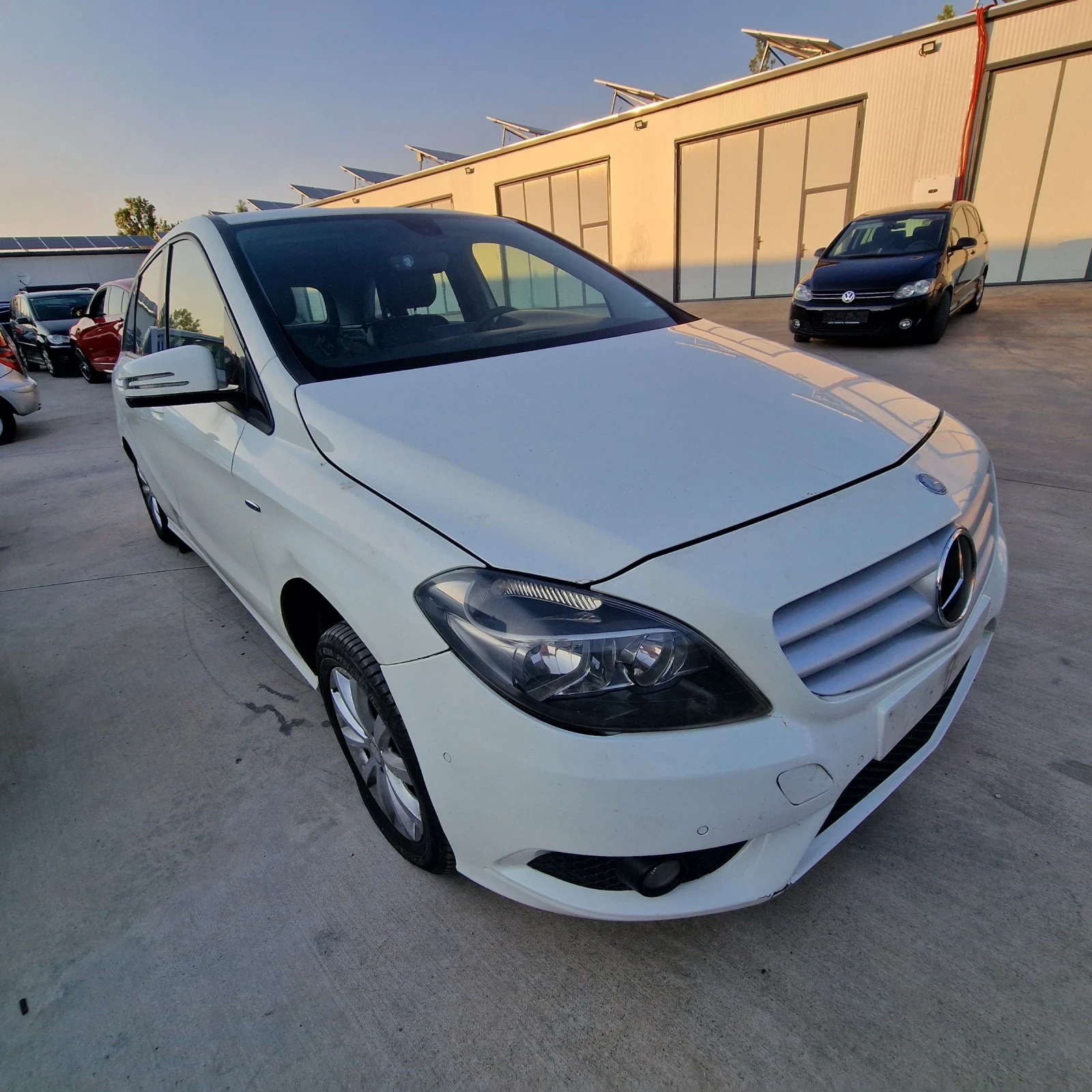 Mercedes-Benz B 200 B180B220B250 - изображение 2