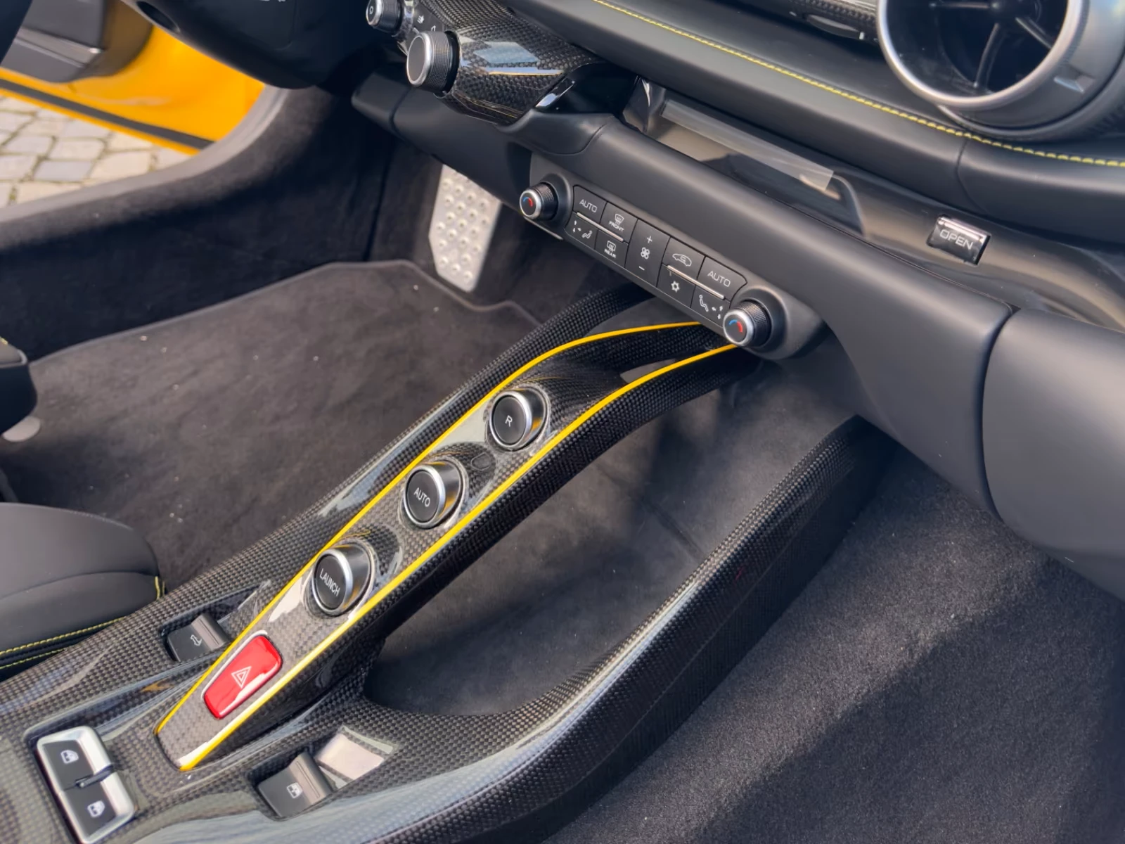 Ferrari 812 GTS = Atelier =  | Mobile.bg   14