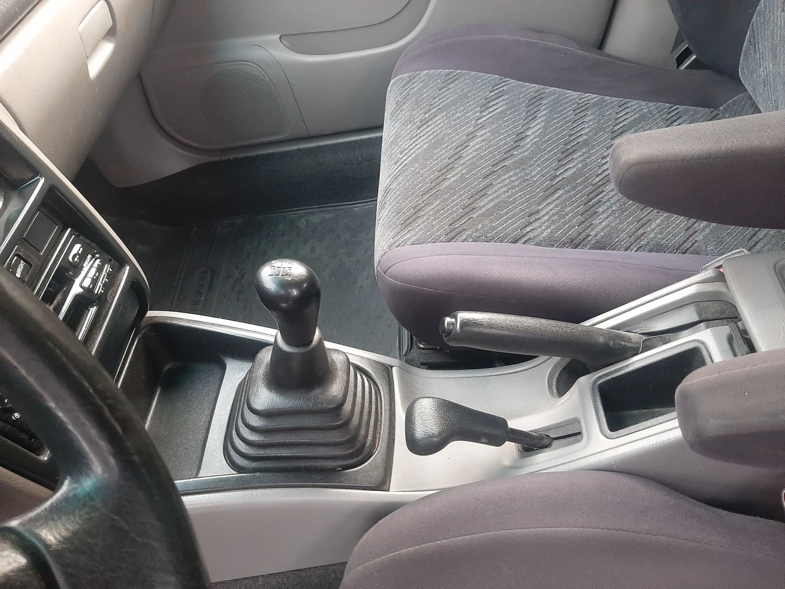 Subaru Forester 2.0i FEIS 125k.sKLIMA 4x4 BRZi BAVNI | Mobile.bg   15