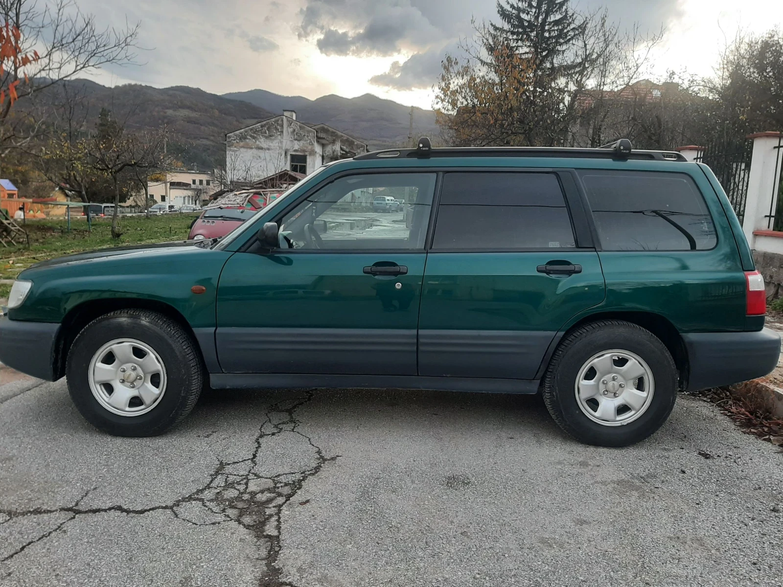 Subaru Forester 2.0i FEIS 125k.sKLIMA 4x4 BRZi BAVNI | Mobile.bg   5