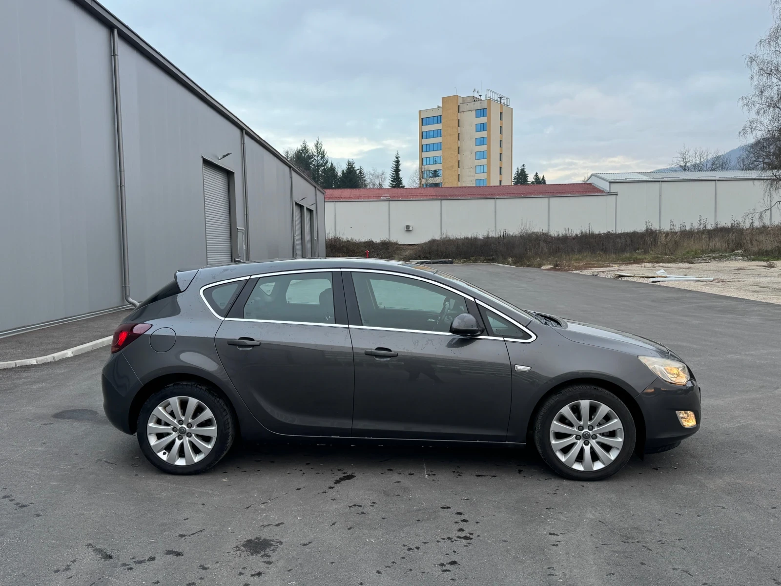 Opel Astra 1.6i 116k.c. * Cosmo * Bluetooth * AUX * ��������� | Mobile.bg � ����������� 6