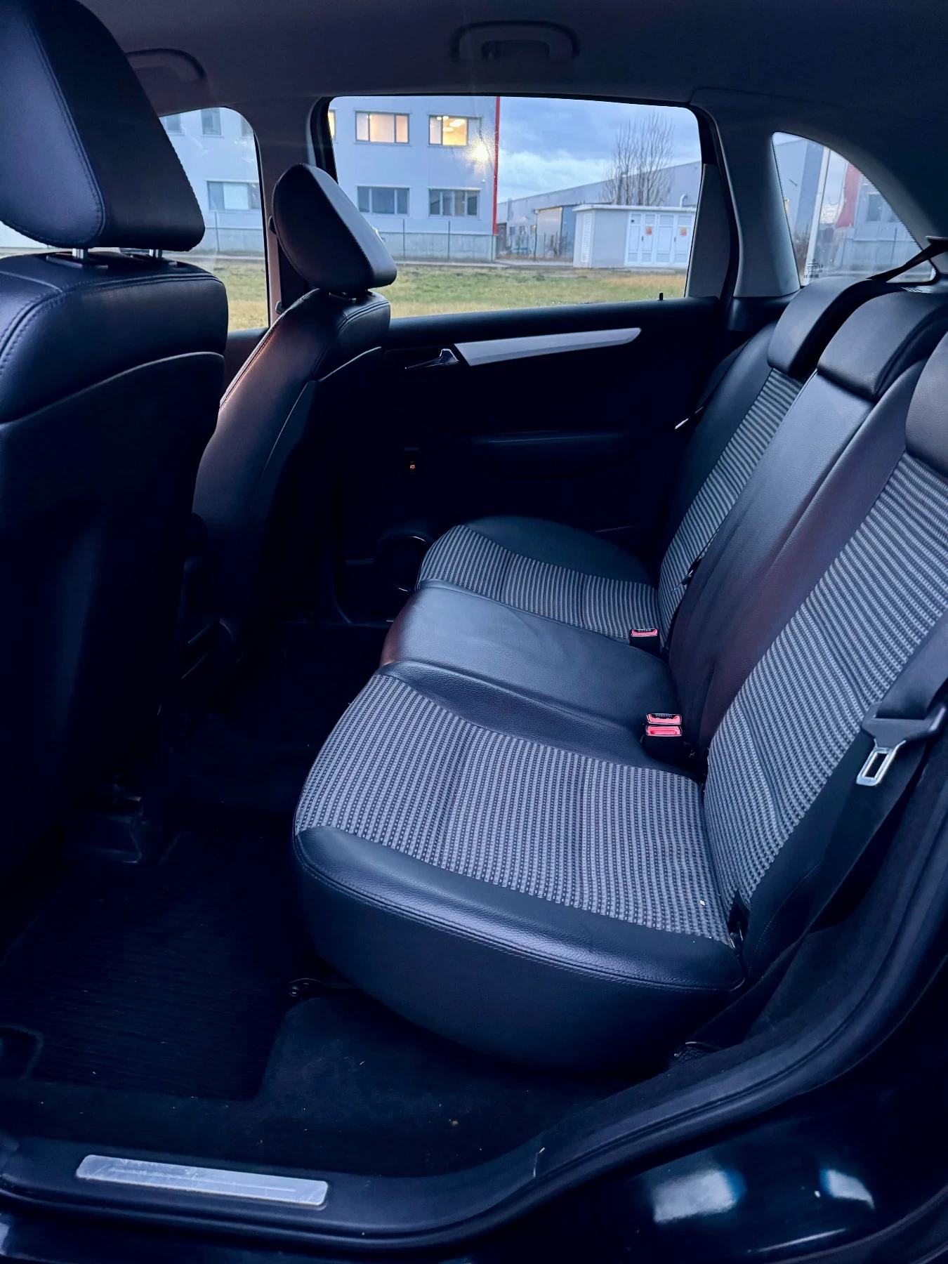 Mercedes-Benz A 170 1.7������ 166500 ������ �� | Mobile.bg � ����������� 10