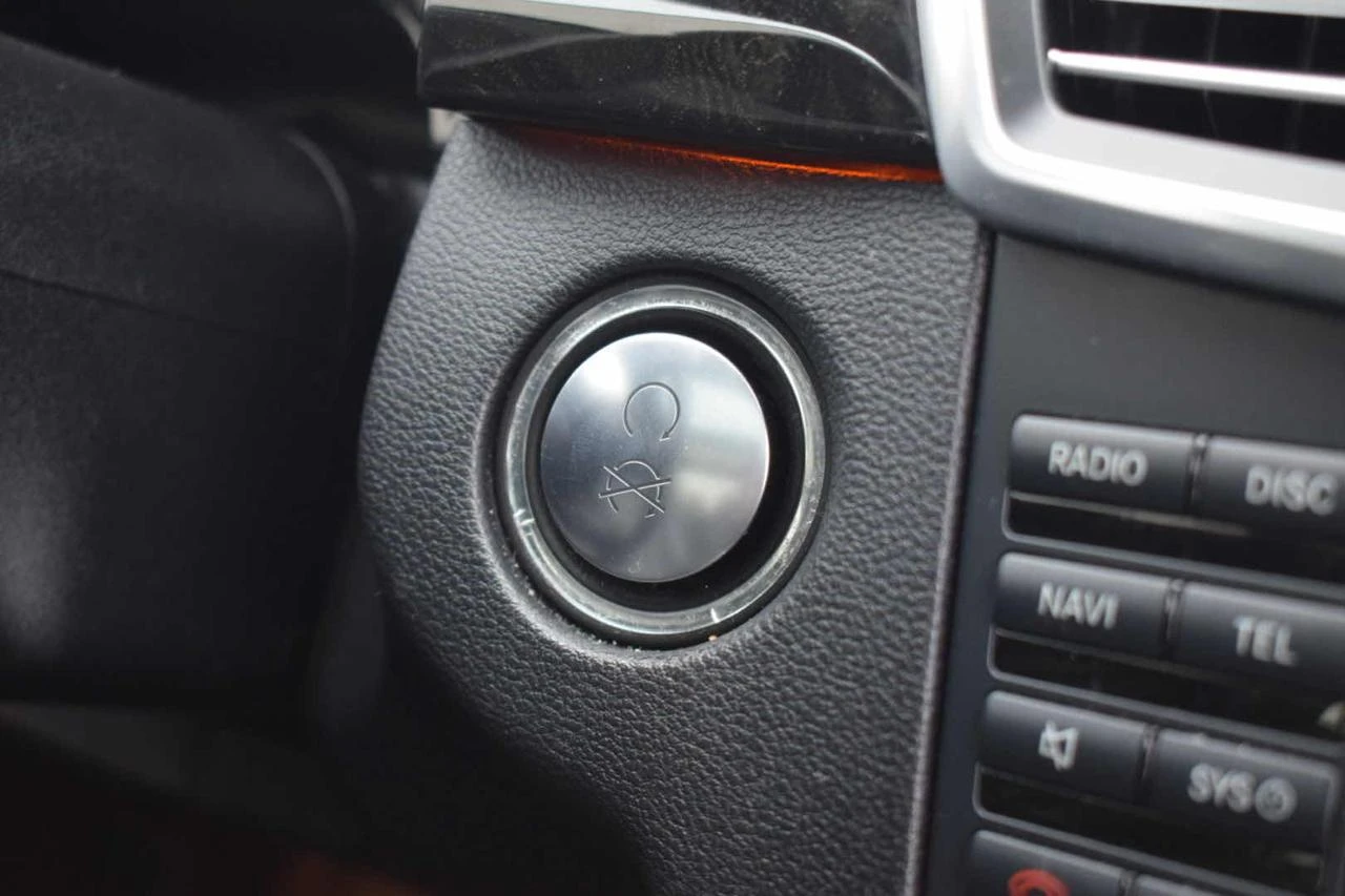 Mercedes-Benz E 500 4M* AMG* 5.5* ������* �����* �����* Keyless* ����* | Mobile.bg � ����������� 13