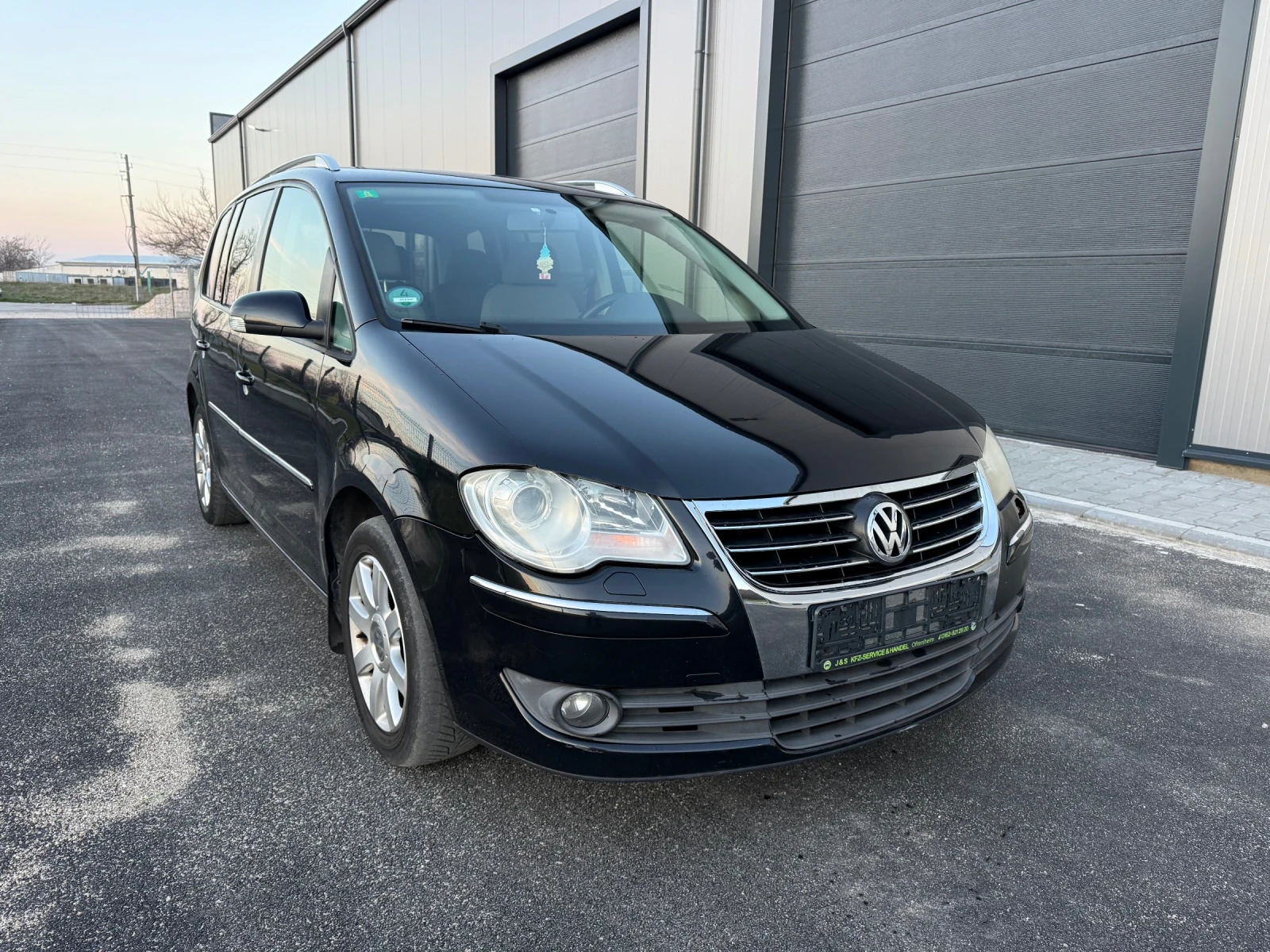 VW Touran 2.0 TDi /Автомат