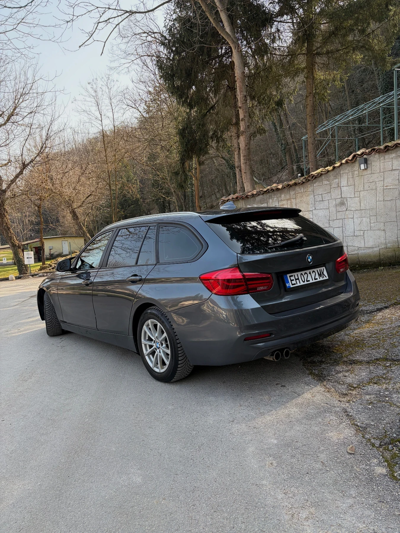 BMW 320 xDrive (B47 - 190hp) | Distronic | SAT кутия, снимка 2 - Автомобили и джипове - 53712691