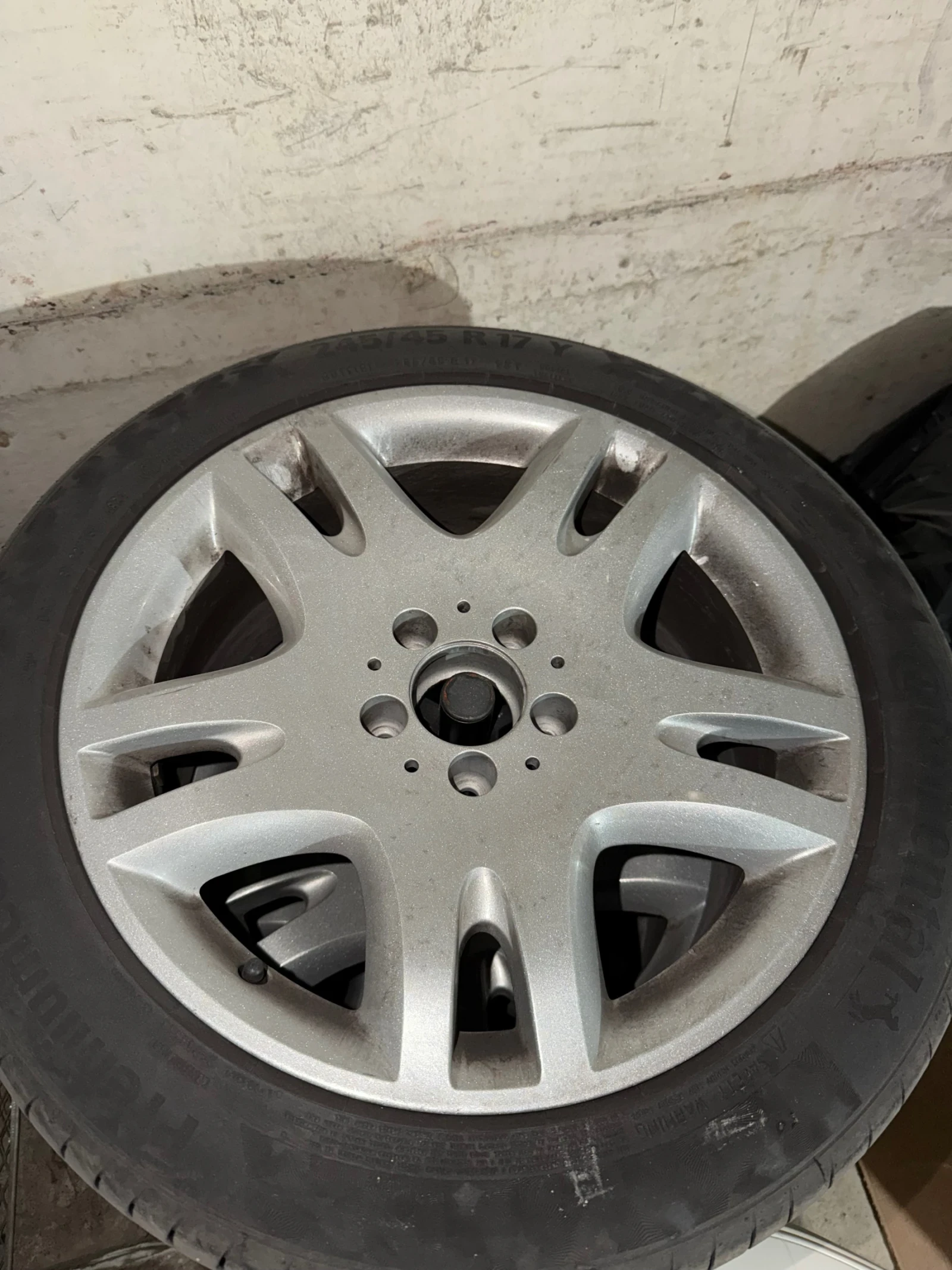 Mercedes-Benz E 280, снимка 11 - Автомобили и джипове - 53980307