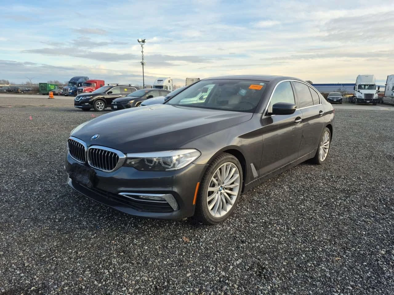 BMW 530 I XDRIVE| PANORAMA| ��������| CARFAX|  | Mobile.bg � ����������� 1