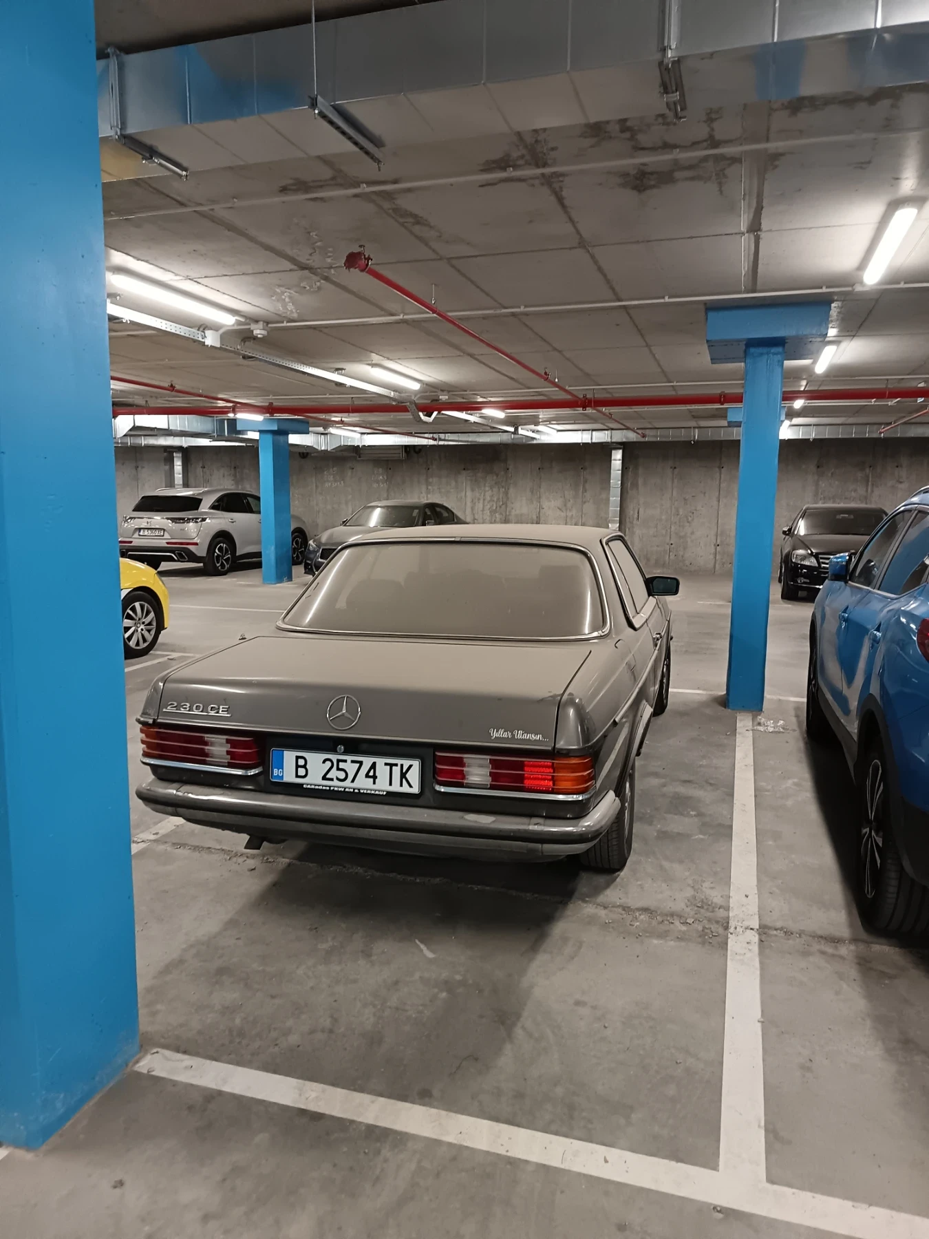 Mercedes-Benz 123, снимка 3 - Автомобили и джипове - 54165700