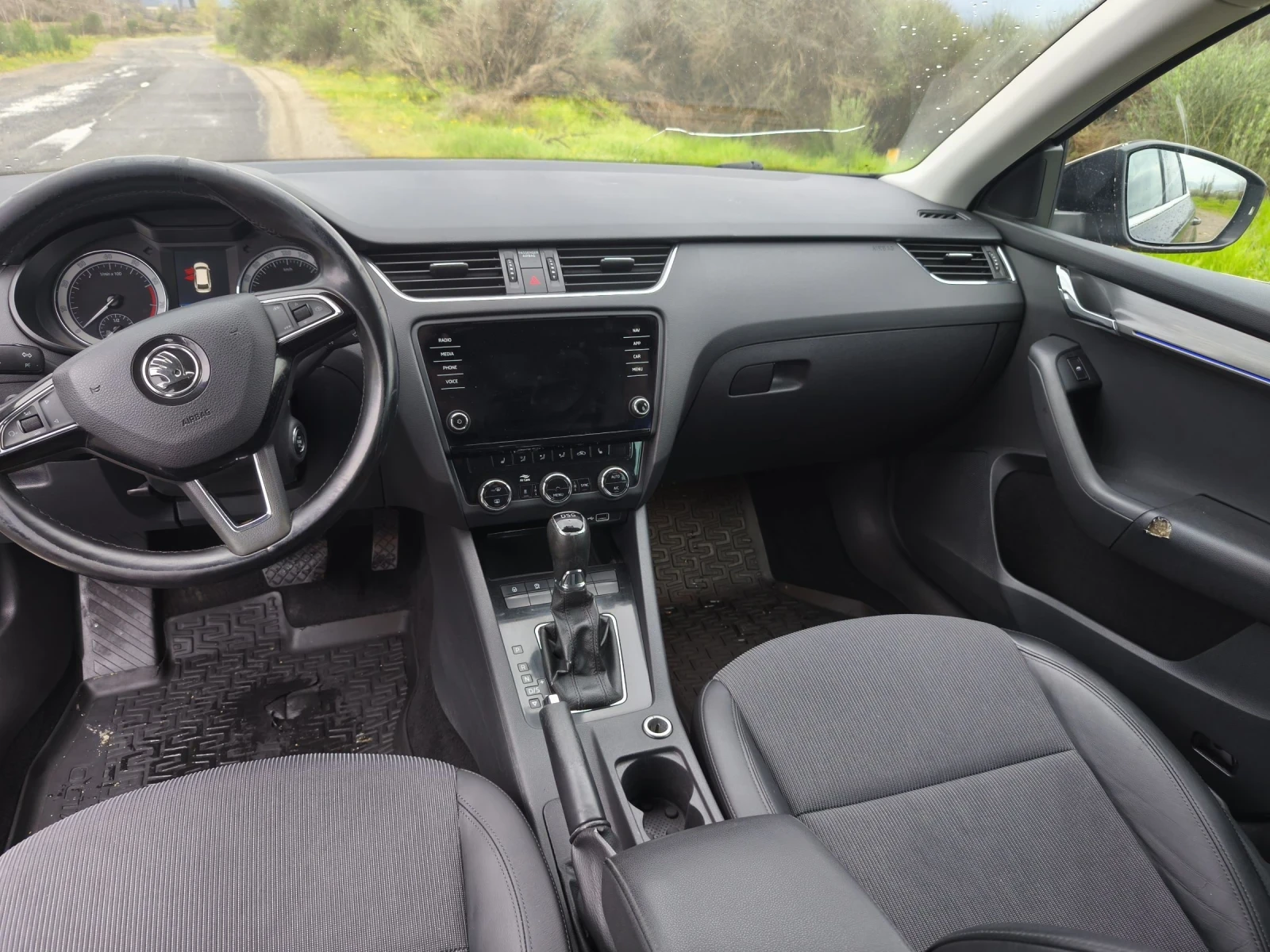 Skoda Octavia 1.5 Gtec KEYLESS , снимка 9 - Автомобили и джипове - 54285709