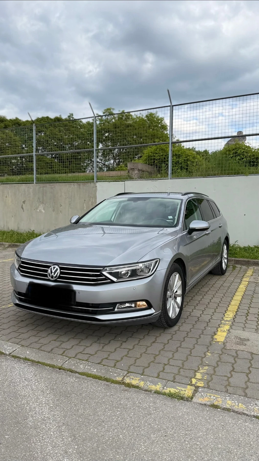 VW Passat 2.0TDI* LED* DISTRONIC* , снимка 4 - Автомобили и джипове - 54400159