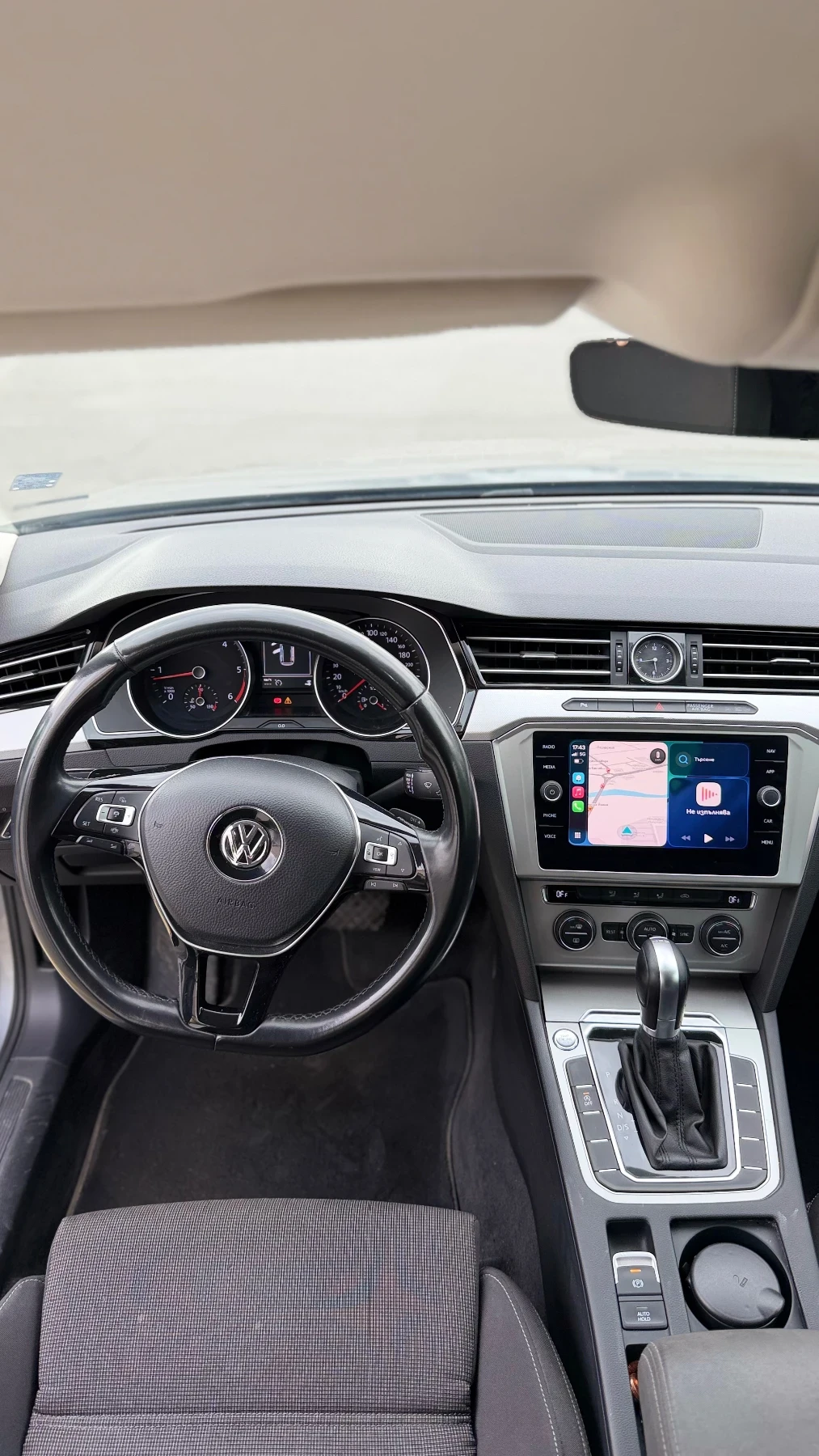 VW Passat 2.0TDI* LED* DISTRONIC* , снимка 10 - Автомобили и джипове - 54400159